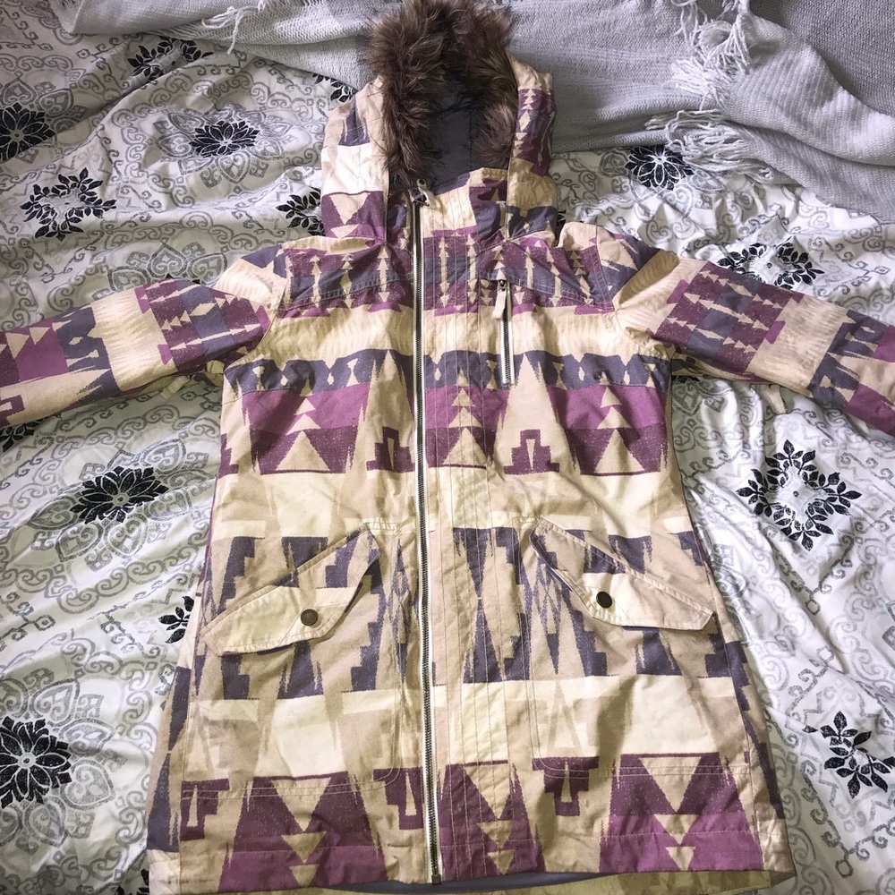 Dreamy Burton Snowboard or Ski jacket